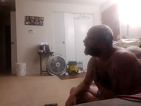 Snapshot of TaylorBlaze chatting on September 21, 12:16 am TaylorBlaze online show from September 21, 12:16 am