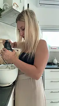 MileySummer online show from October 7, 9:54 am