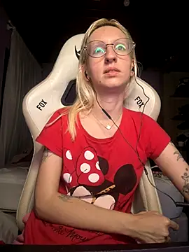 bunnydark00 online show from November 15, 2:59 am