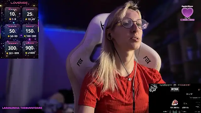 bunnydark00 online show from December 23, 2:22 am