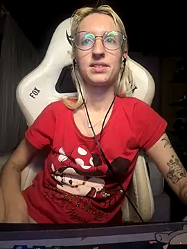 bunnydark00 online show from November 27, 3:29 am