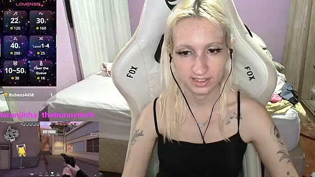 bunnydark00 online show from November 21, 12:31 am