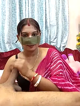 Snapshot of Queen_Dolly chatting on February 25, 6:01 pm Queen Dolly online show from February 25, 6:01 pm