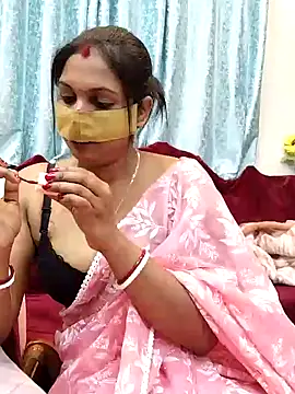 Snapshot of Queen_Dolly chatting on January 24, 6:04 pm Queen Dolly online show from January 24, 6:04 pm