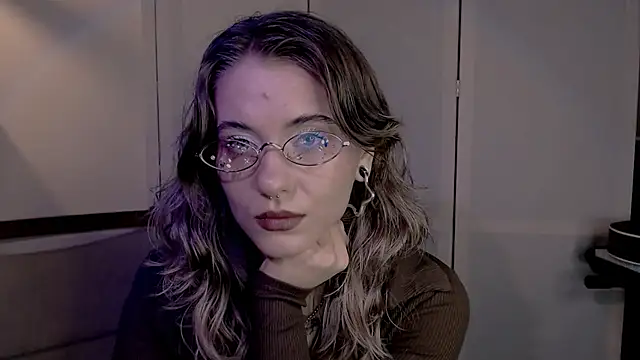 Snapshot of risha_laas chatting on December 5, 4:06 pm risha laas online show from December 5, 4:06 pm