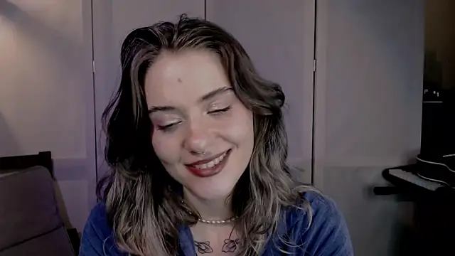 Snapshot of risha_laas chatting on January 16, 8:57 pm risha laas online show from January 16, 8:57 pm