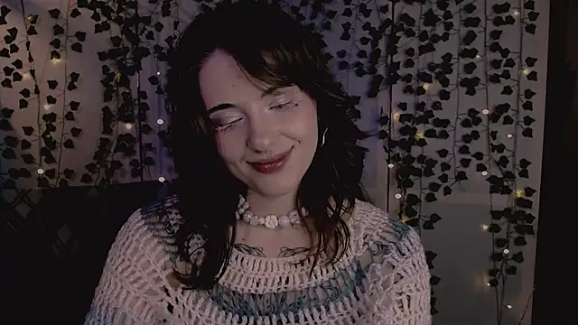 risha laas online show from November 20, 8:09 pm