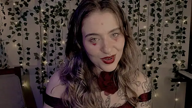 Snapshot of risha_laas chatting on February 14, 11:09 pm risha laas online show from February 14, 11:09 pm