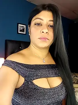 Snapshot of Lashmy111 chatting on March 18, 4:40 am Lashmy111 online show from March 18, 4:40 am