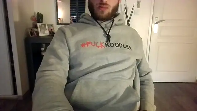 lololaland online show from November 11, 7:03 am