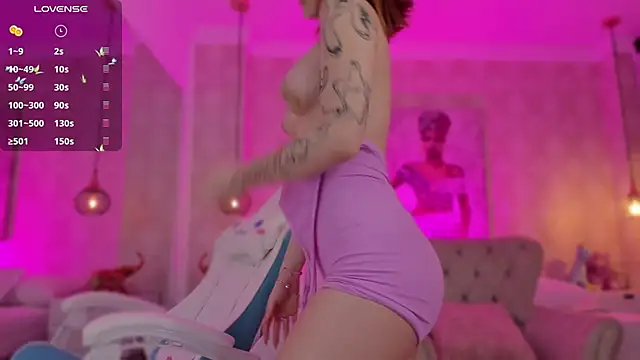 Snapshot of LITTLE-VIVI chatting on February 20, 3:56 am LITTLE-VIVI online show from February 20, 3:56 am