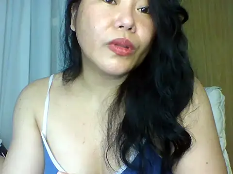 SexiestAries online show from January 14, 2:31 pm