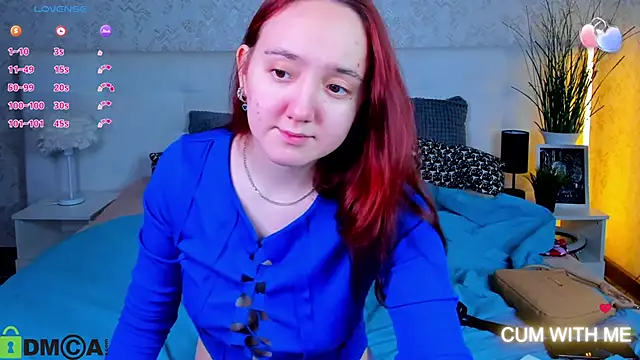 Snapshot of Fera1_Berry chatting on October 22, 8:47 am Fera1 Berry online show from October 22, 8:47 am