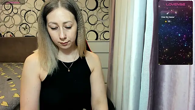 Snapshot of KristinaVegasss chatting on February 17, 1:11 pm KristinaVegasss online show from February 17, 1:11 pm