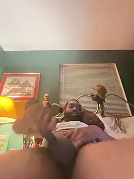 sukisnpaii online show from April 5, 2:07 am