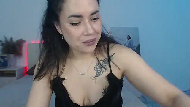 RoxannePure online show from March 20, 4:13 am