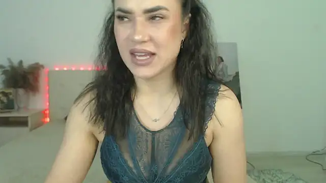 RoxannePure online show from March 4, 4:09 am