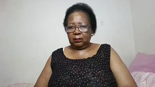 KinkyRicoSaisyours online show from March 19, 6:30 pm