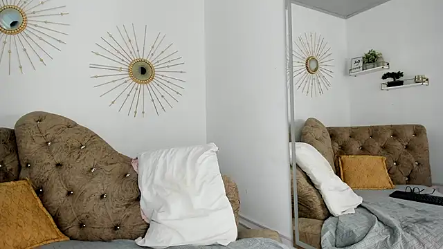 Naughty  Mom online show from March 2, 6:13 pm