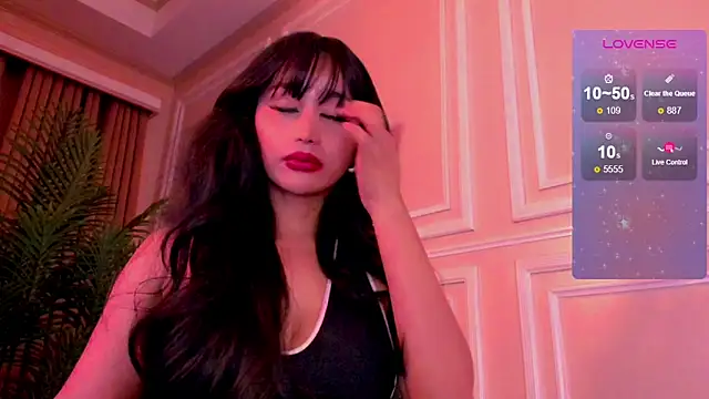 YOURCRISTINAS online show from March 29, 6:09 pm