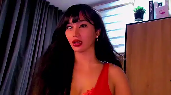 YOURCRISTINAS online show from December 6, 8:12 pm