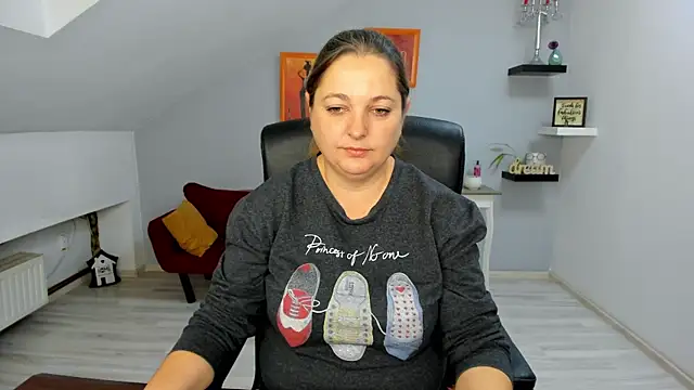 LollaGirl online show from November 20, 4:13 am