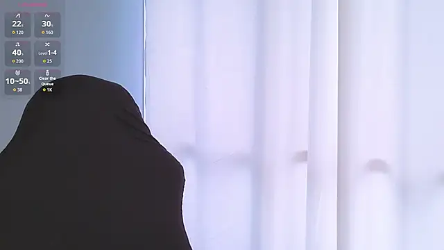 BrookeMiller online show from December 17, 7:30 pm