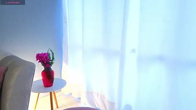 BrookeMiller online show from October 21, 6:40 pm