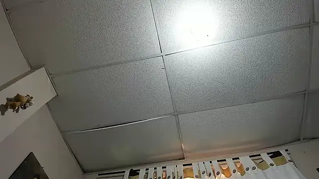 davidlatin66 online show from March 12, 8:46 pm