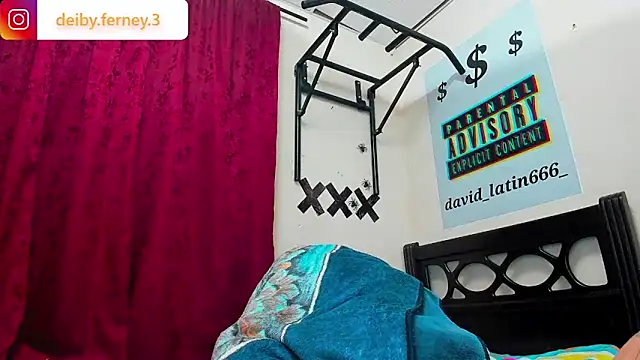 Snapshot of davidlatin66 chatting on March 13, 3:00 am davidlatin66 online show from March 13, 3:00 am