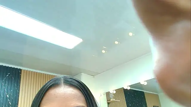 BARBIE BROWNN online show from January 13, 1:59 pm