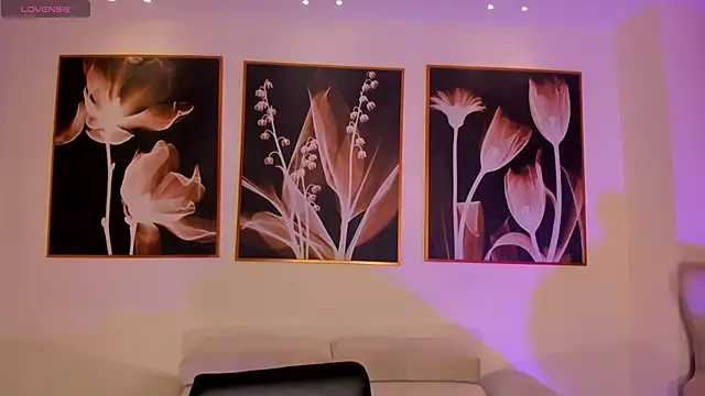 EveBensonX online show from March 16, 7:16 pm