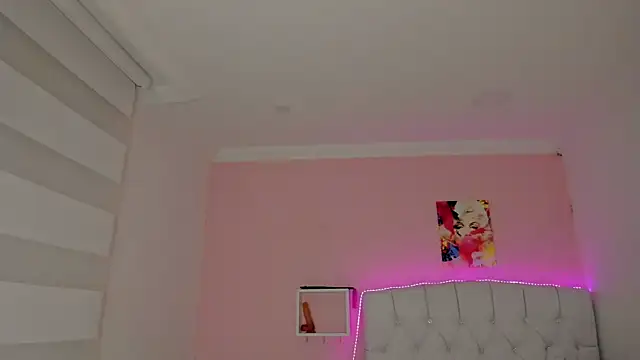 18candys online show from January 19, 3:50 am