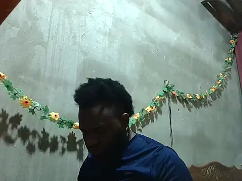 2ocmaxi online show from February 23, 7:25 pm