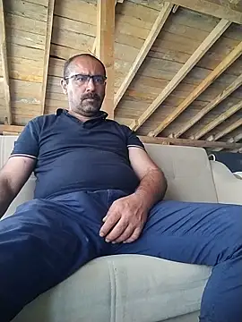 Snapshot of masculine_bear_daddy chatting on May 31, 2:12 pm masculine bear daddy online show from May 31, 2:12 pm