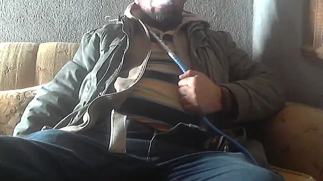 Snapshot of masculine_bear_daddy chatting on December 11, 5:48 pm masculine bear daddy online show from December 11, 5:48 pm