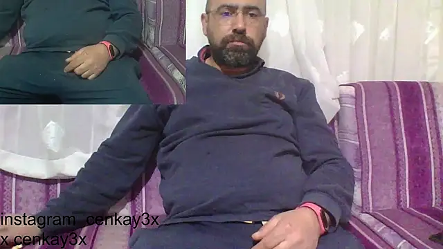 Snapshot of masculine_bear_daddy chatting on February 17, 3:44 pm masculine bear daddy online show from February 17, 3:44 pm