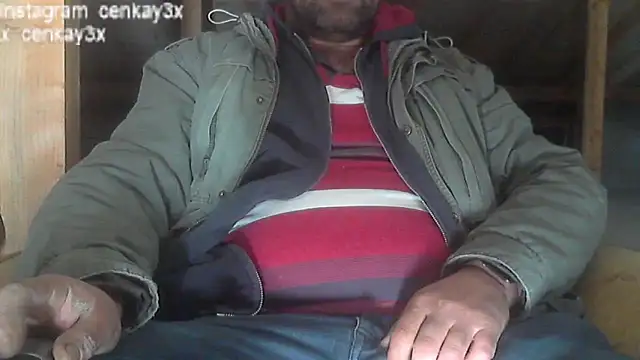 Snapshot of masculine_bear_daddy chatting on January 13, 5:33 pm masculine bear daddy online show from January 13, 5:33 pm