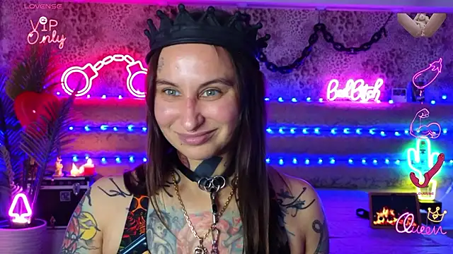 Cool Freak  online show from March 6, 10:32 am