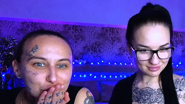 Cool Freak  online show from December 24, 3:26 pm