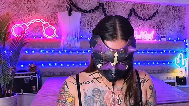 Cool Freak  online show from October 31, 10:12 am