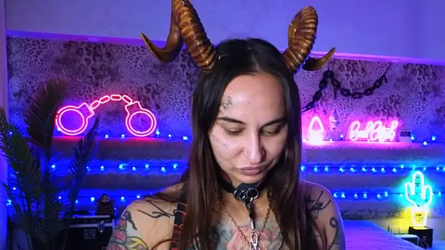 Cool Freak  online show from September 27, 10:21 am