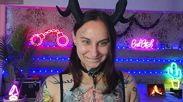 Cool Freak  online show from May 29, 10:10 am