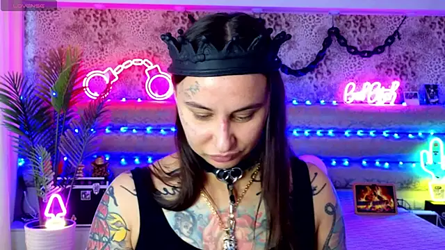 Cool Freak  online show from January 18, 9:56 am