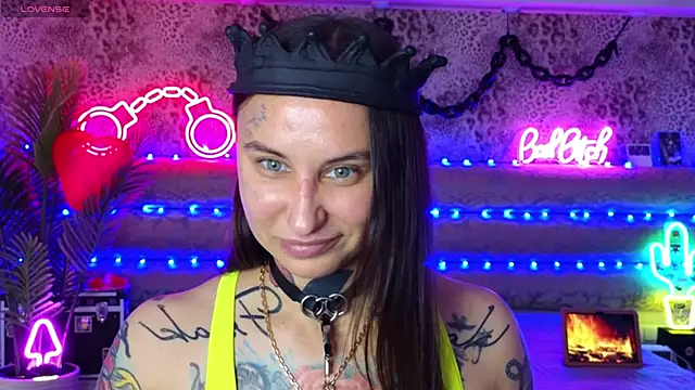 Cool Freak  online show from April 4, 10:33 am