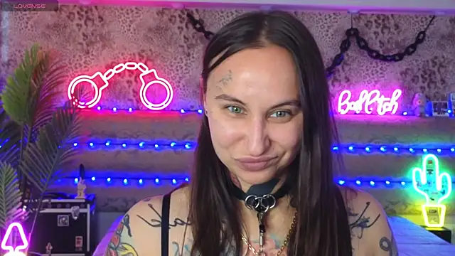 Cool Freak  online show from July 31, 10:03 am