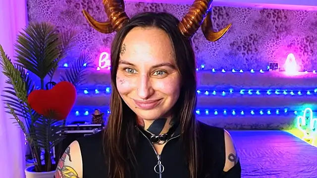 Cool Freak  online show from March 20, 8:42 am