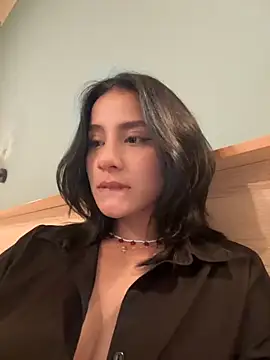 Snapshot of Ale_Lewis chatting on November 10, 6:57 pm Ale Lewis online show from November 10, 6:57 pm