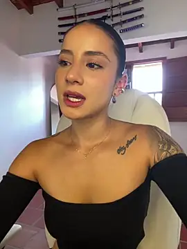 Ale Lewis online show from February 27, 9:03 pm