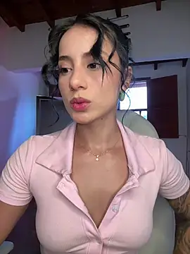 Ale Lewis online show from April 10, 9:44 pm